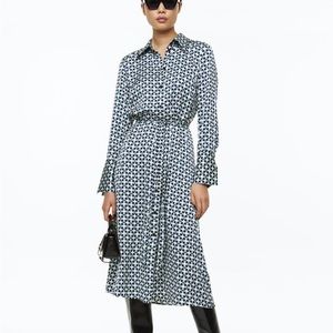 H&M tie-belt shirt dress. Size Medium.